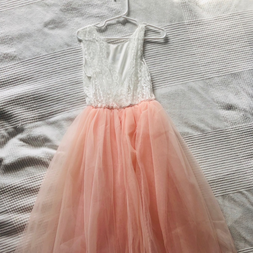 Girls lace and long tulle dress